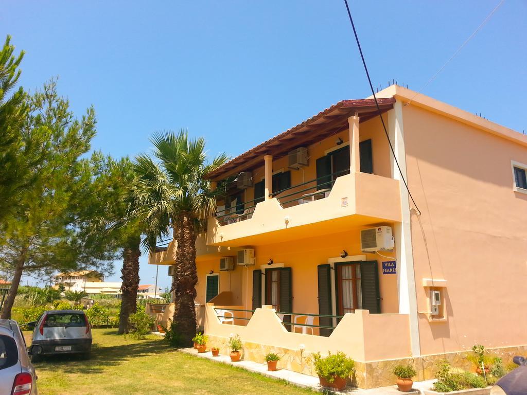 Feakes Apartments Αρίλλας Εξωτερικό φωτογραφία